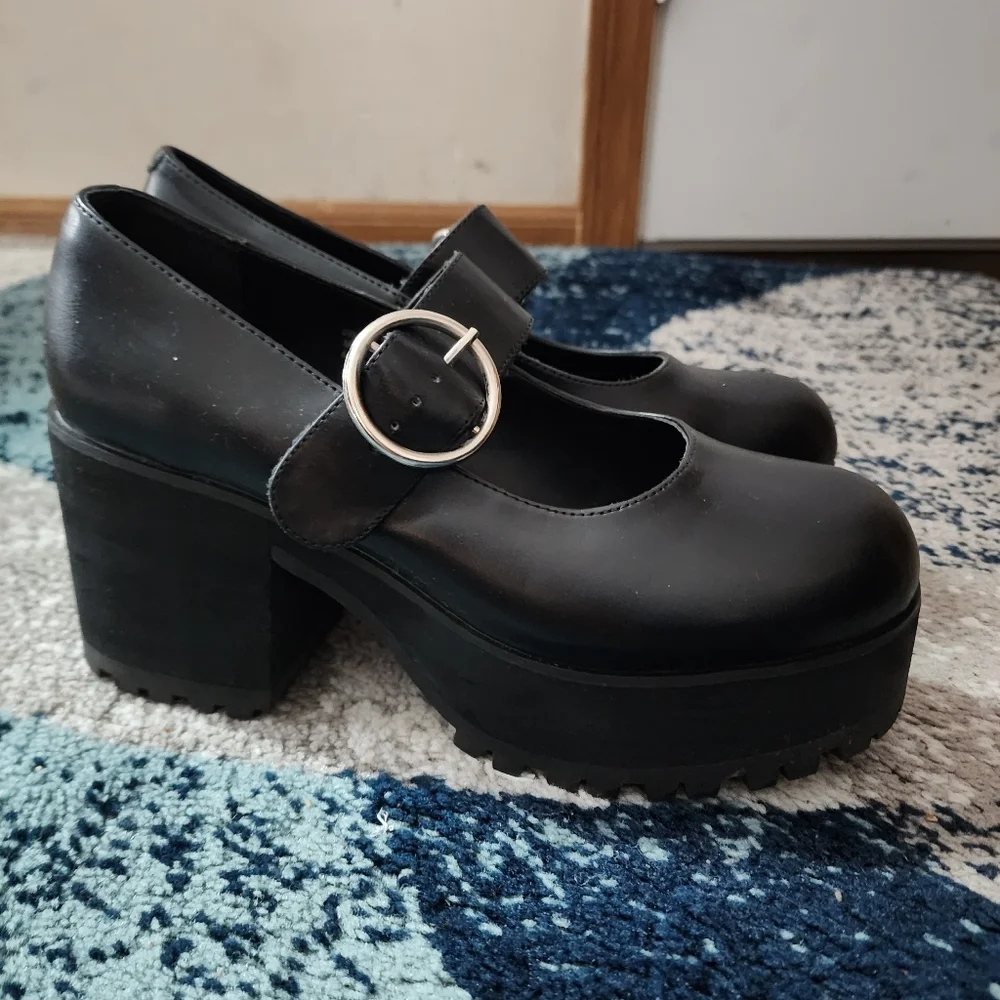 Current Mood Y2K size 9M platform Mary Janes sandals shoes Goth Punk